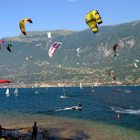 Antico Borgo Prabiu Hegos Lägenhet Tignale